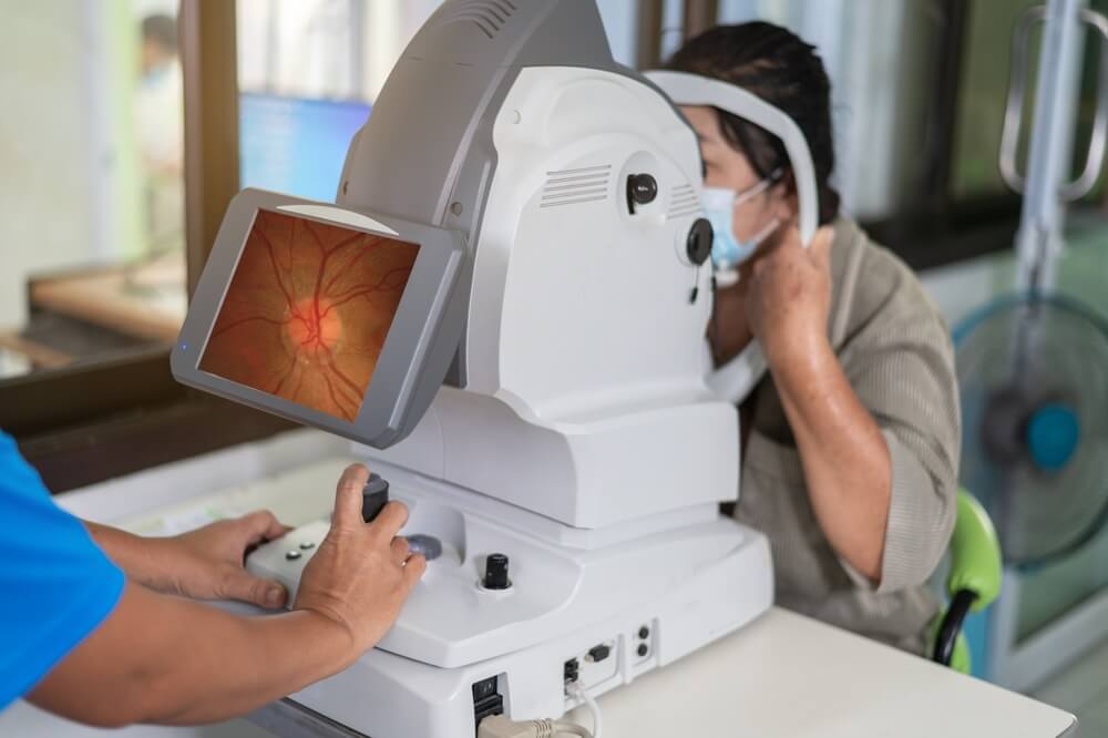 lasik eye surgery consultation