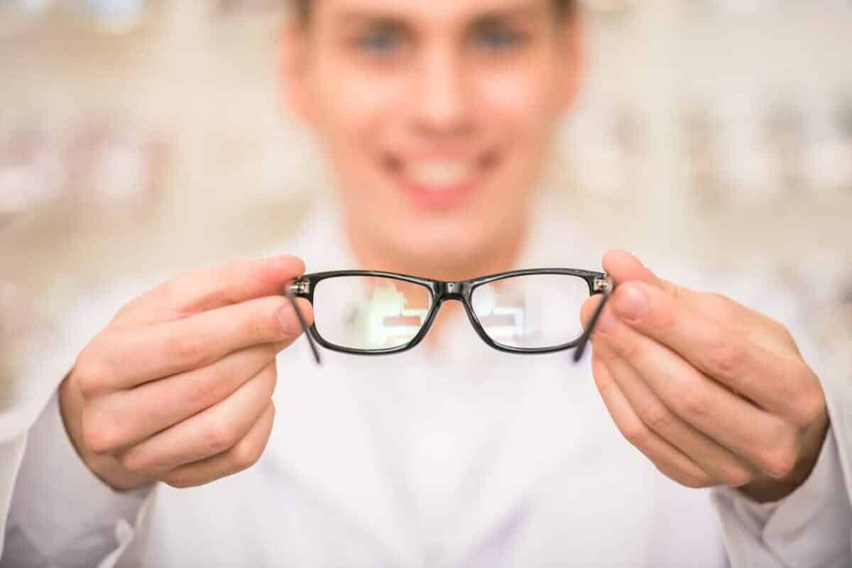 Does Wearing Glasses Make Your Eyes Weaker?