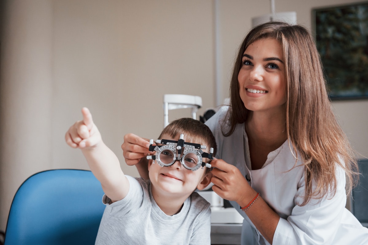 How to Choose the Right Pediatric Optometrist Near Me
