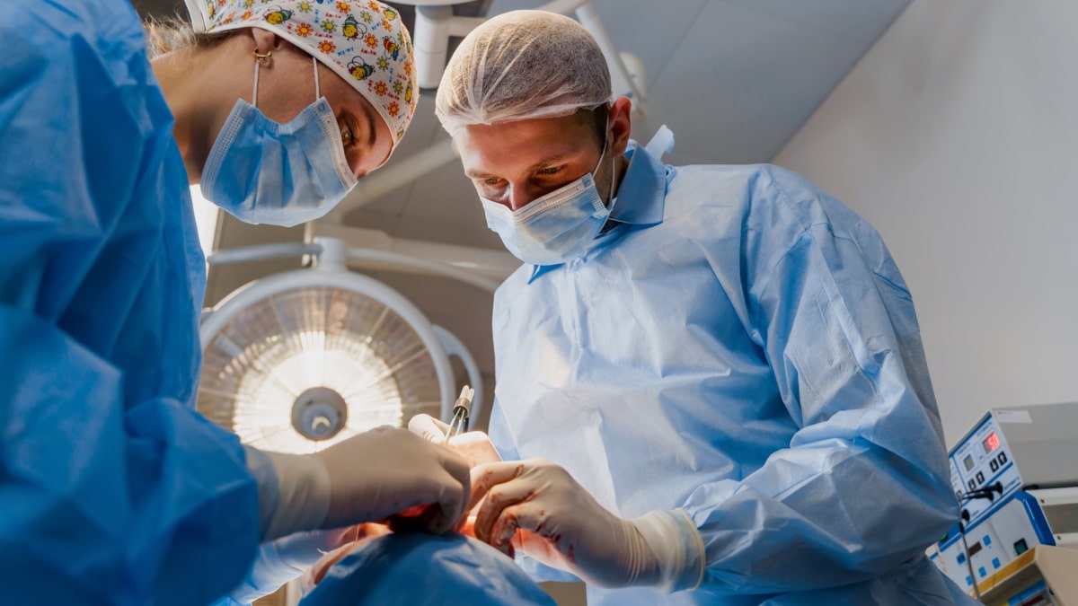 Pre and Post Surgical Eye Care East Bethel