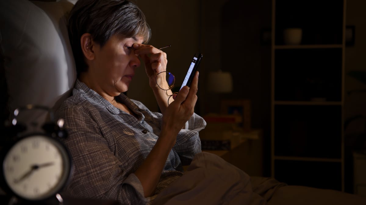 Light Sensitivity After New Glasses: Normal or a Warning Sign?